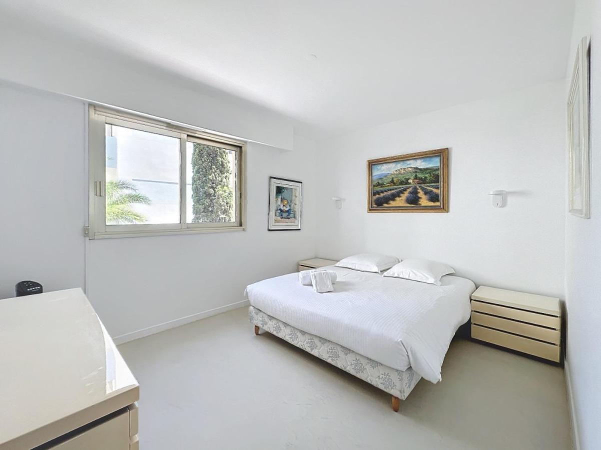 2 Bedroom With Parking 3 Mins From La Croisette Apartment *